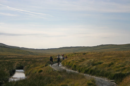 The Best UK Gravel Routes: A Guide for Cyclists by the English Cyclist